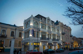  Tribeca Hotel  Тбилиси